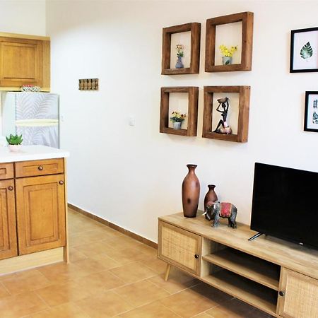 Marietta'S Comfy Apartment Resmo Dış mekan fotoğraf