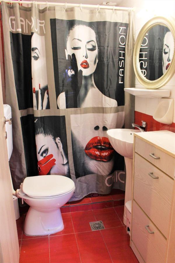 Marietta'S Comfy Apartment Resmo Dış mekan fotoğraf