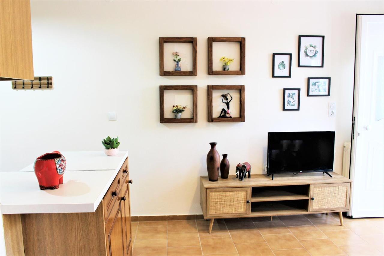 Marietta'S Comfy Apartment Resmo Dış mekan fotoğraf